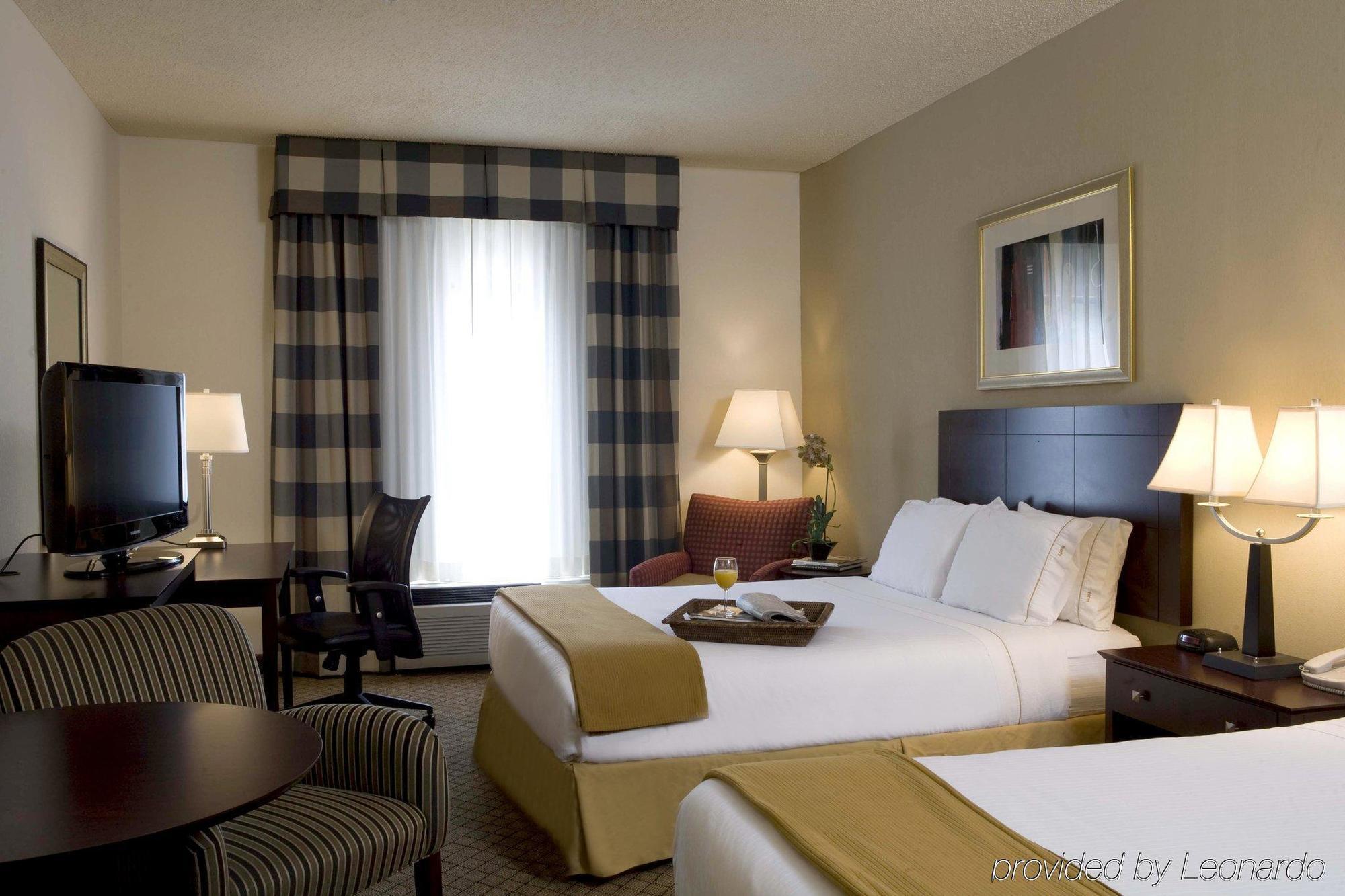 Holiday Inn Express Hotel & Suites - Atlanta/Emory University Area, An Ihg Hotel Декейтър Стая снимка